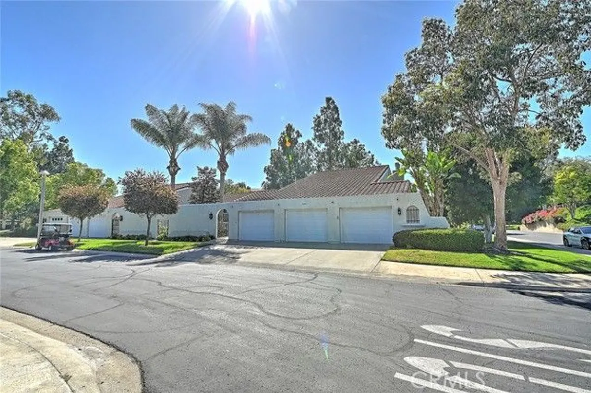 Property Slideshow image 1 of 35 | 5497 e paseo del lago e p, Laguna Woods, CA, 92637