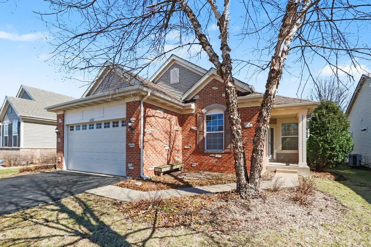 Property Slideshow image 1 of 18 | 1151 barkston ln, Aurora, IL, 60502