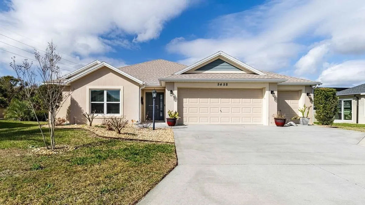 Property Slideshow image 1 of 50 | 5458 bacon ter, The Villages, FL, 32163