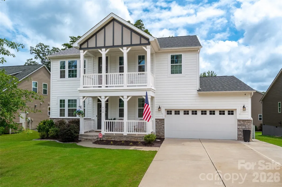 Property Slideshow image 1 of 48 | 438 sandbar pt, Clover, SC, 29710