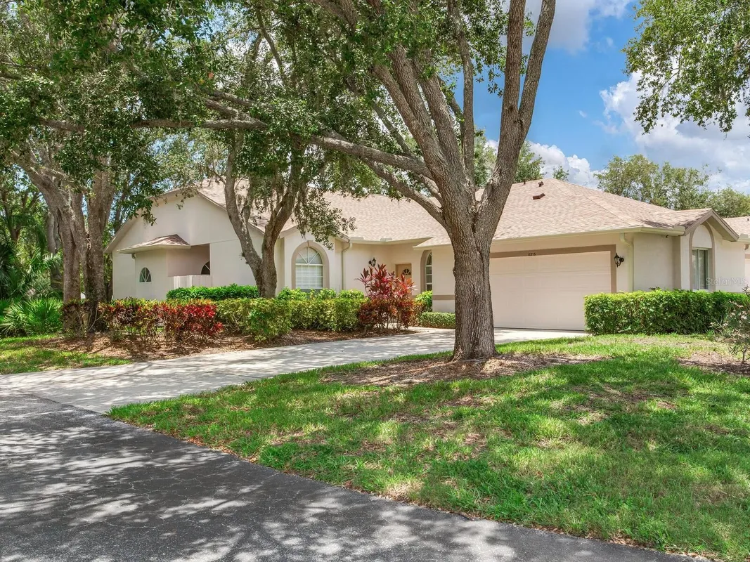 Property Slideshow image 1 of 75 | 6315 stone river rd, Bradenton, FL, 34203