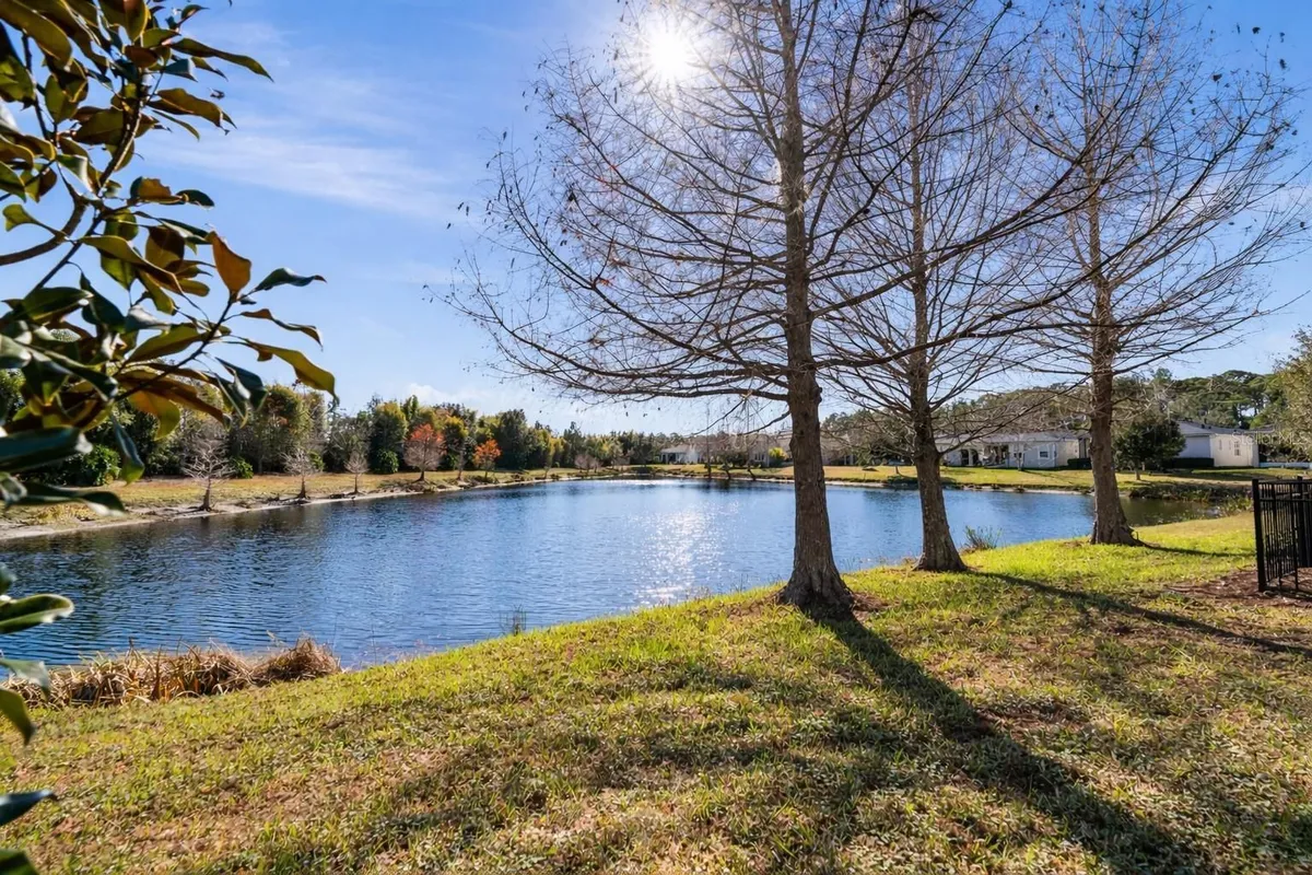 Property Slideshow image 1 of 31 | 414 tisbury ct, Deland, FL, 32724