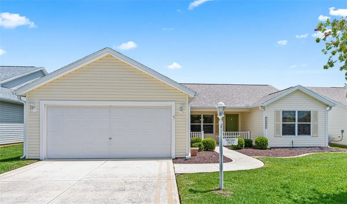 Property Slideshow image 1 of 53 | 3025 hobart ct, The Villages, FL, 32162