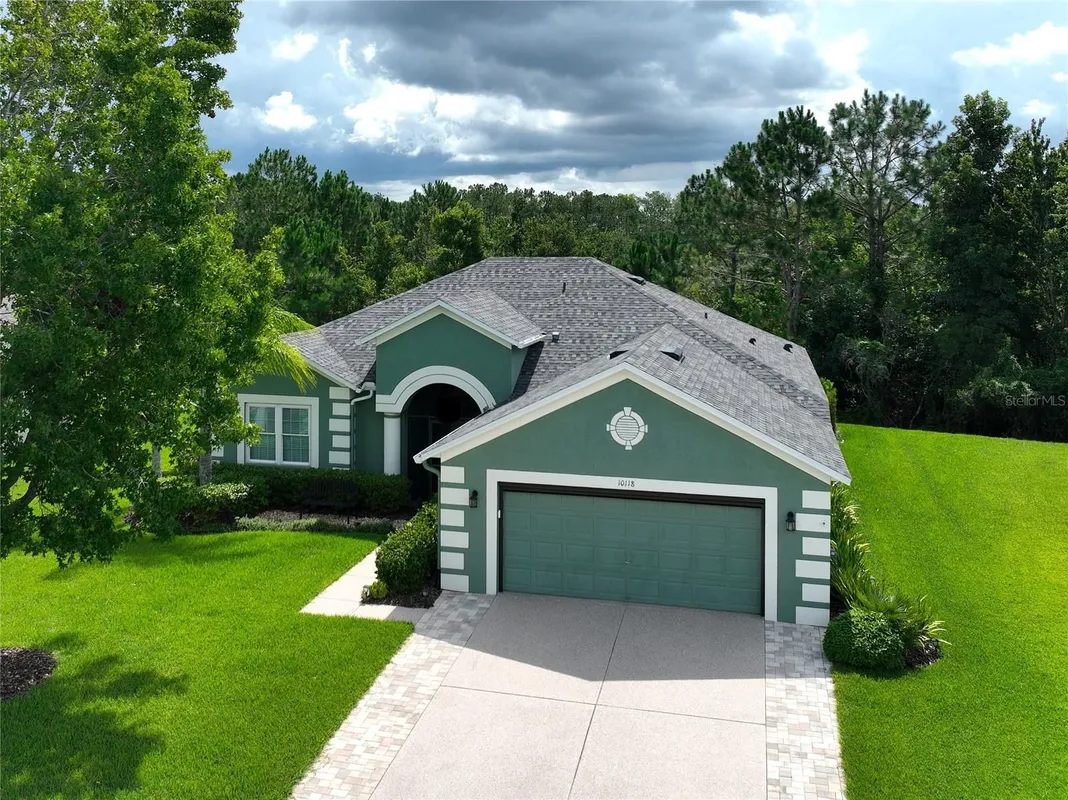 Property Slideshow image 1 of 52 | 10118 cleghorn dr, San Antonio, FL, 33576