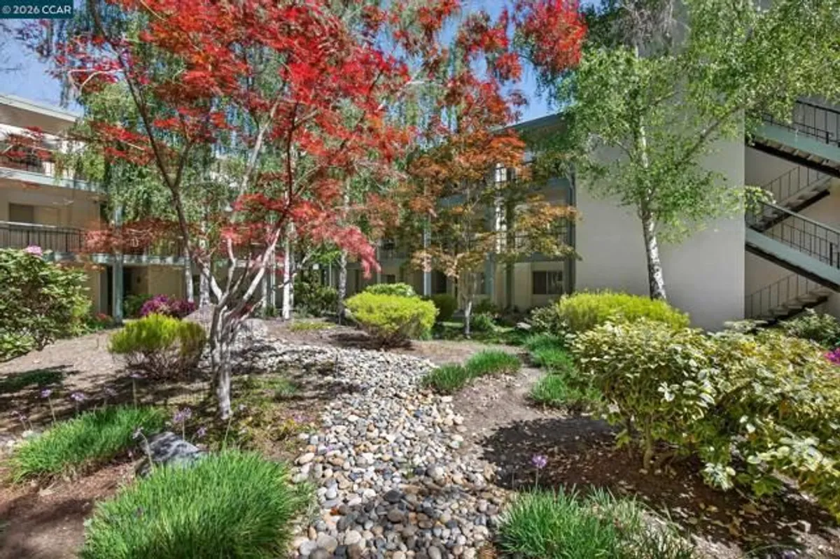 Property Slideshow image 1 of 28 | 1621 ptarmigan dr 2a, Walnut Creek, CA, 94595