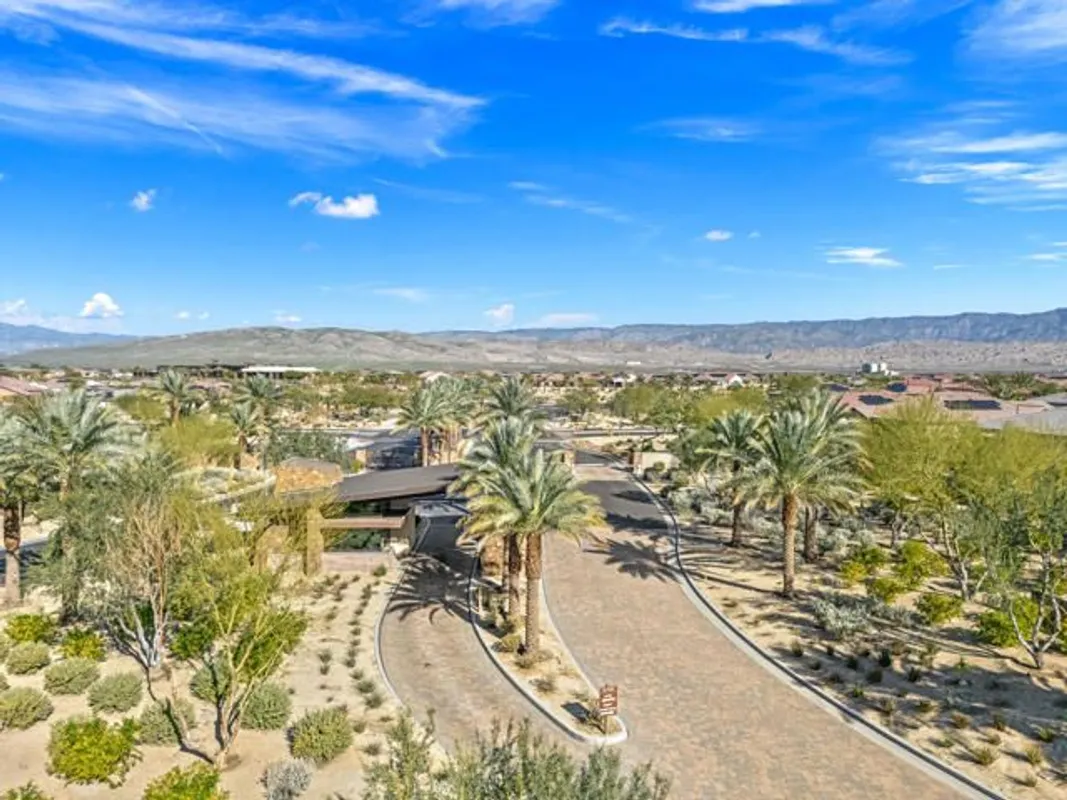 Property Slideshow image 1 of 55 | 39 cabernet, Rancho Mirage, CA, 92270