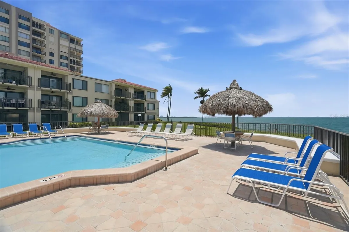 Property Slideshow image 1 of 45 | 6372 palma del mar blvd 606, St Petersburg, FL, 33715