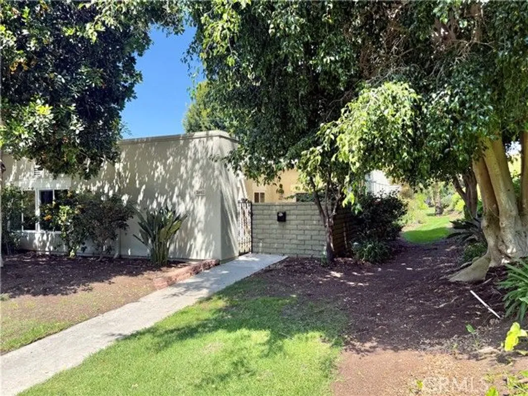 Property Slideshow image 1 of 1 | 3001 via buena vis c, Laguna Woods, CA, 92637