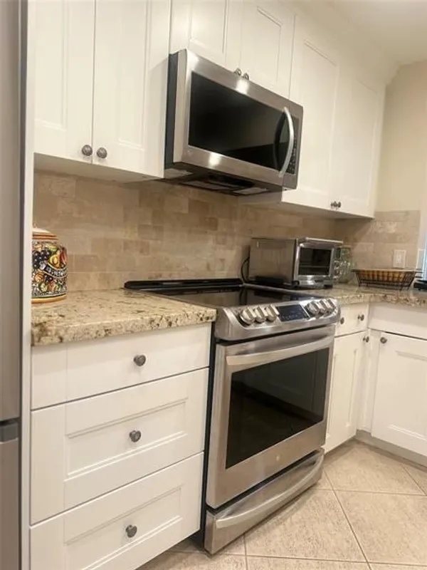 Property Slideshow image 1 of 26 | 21728 arriba real, Boca Raton, FL, 33433