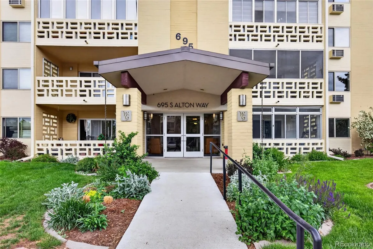 Property Slideshow image 1 of 37 | 695 s alton way 9a, Denver, CO, 80247
