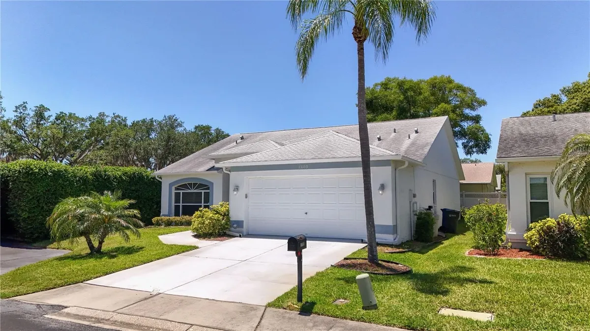 Property Slideshow image 1 of 37 | 13109 dobree pl 29, Riverview, FL, 33579