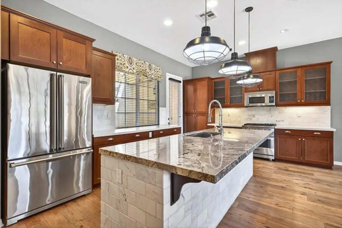 Property Slideshow image 1 of 50 | 3900 via amalfi 2, Palm Desert, CA, 92260