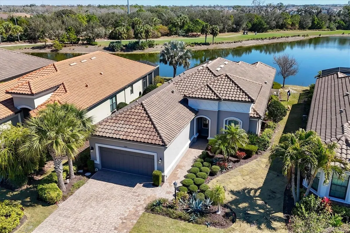 Property Slideshow image 1 of 85 | 13321 sorrento way, Bradenton, FL, 34211