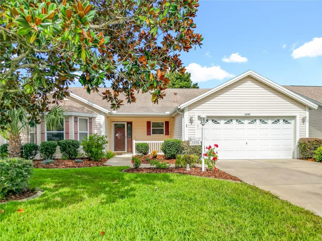Property Slideshow image 1 of 35 | 1252 weaton ct, The Villages, FL, 32162