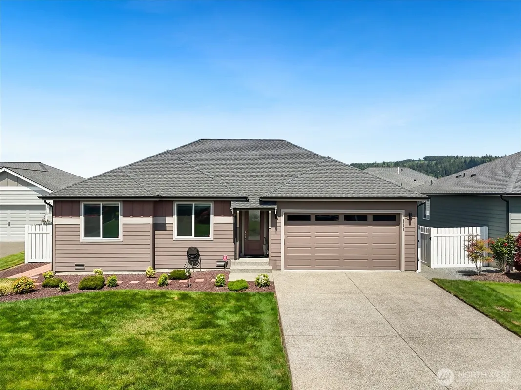 Property Slideshow image 1 of 40 | 111 cherry ln, Orting, WA, 98360