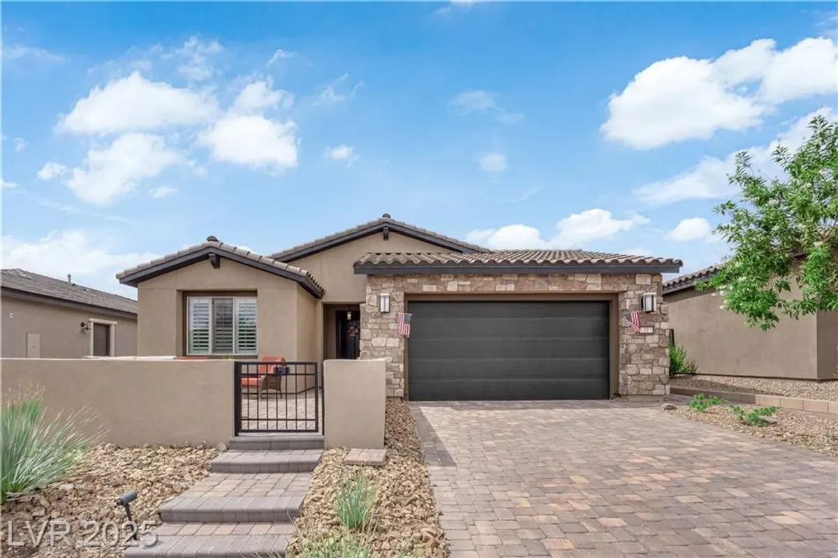 Property Slideshow image 1 of 57 | 11 arid crest ave, Henderson, NV, 89011