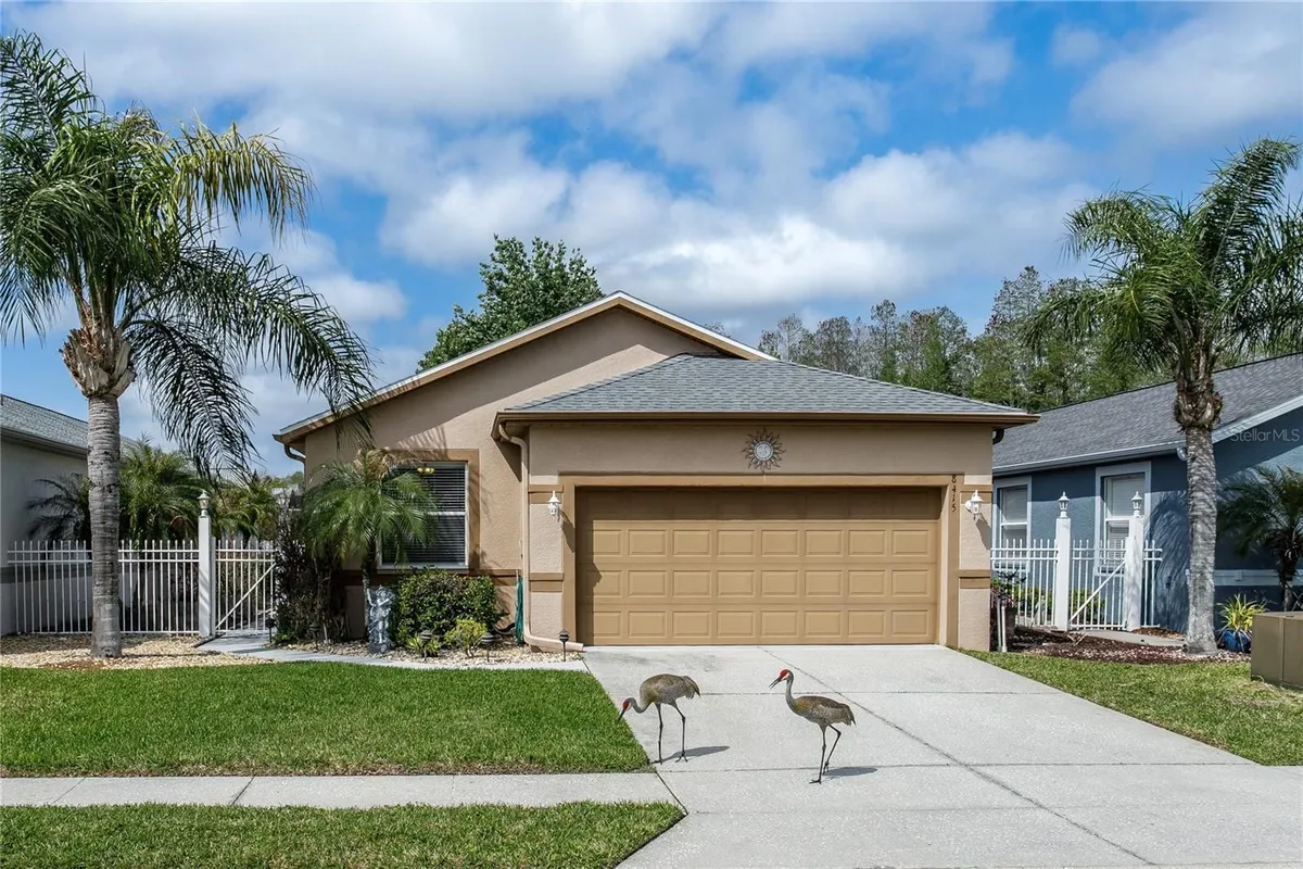 Property Slideshow image 1 of 32 | 8415 tarocco ct, Land O Lakes, FL, 34637