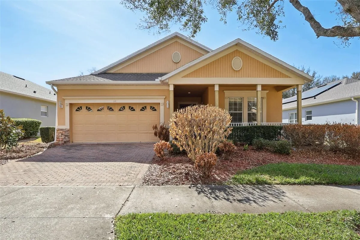 Property Slideshow image 1 of 48 | 108 crescent moon dr, Groveland, FL, 34736