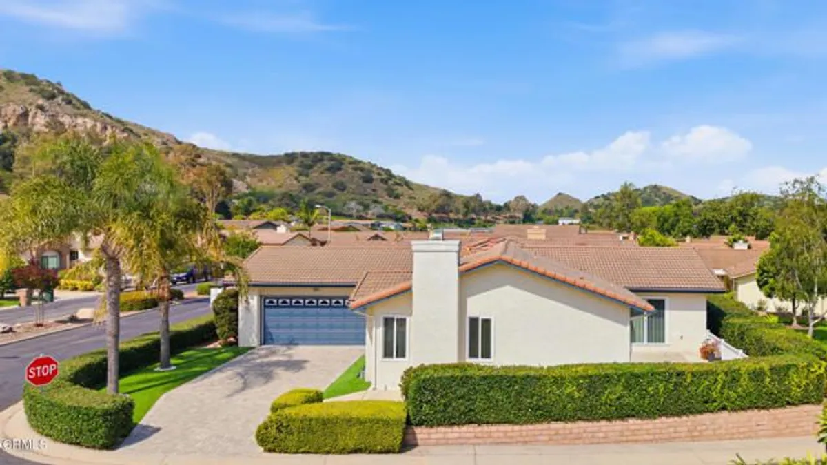 Property Slideshow image 1 of 63 | 6091 irena ave, Camarillo, CA, 93012