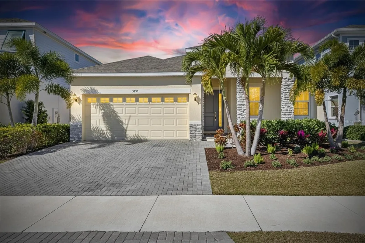 Property Slideshow image 1 of 91 | 5235 wishing arch dr, Apollo Beach, FL, 33572