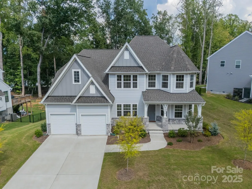 Property Slideshow image 1 of 48 | 6034 jepson ct, Charlotte, NC, 28214