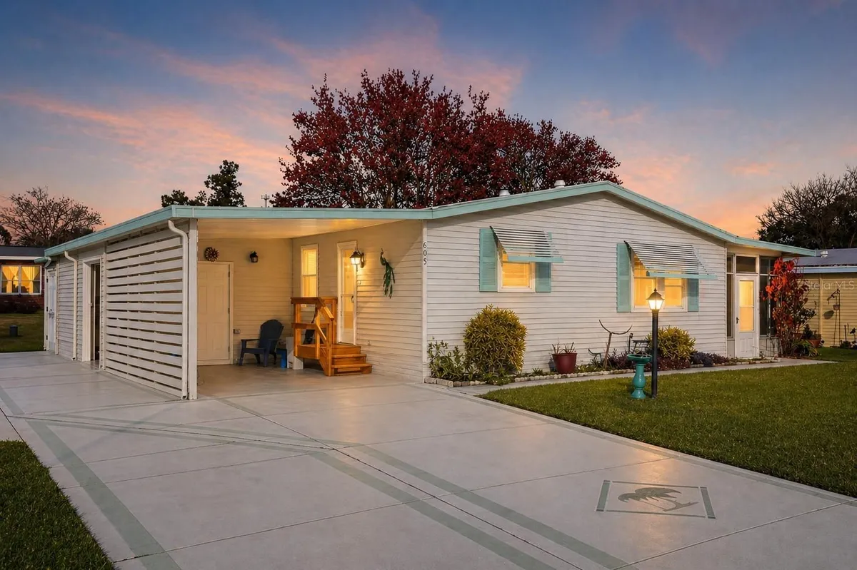Property Slideshow image 1 of 27 | 605 rainbow blvd, Lady Lake, FL, 32159