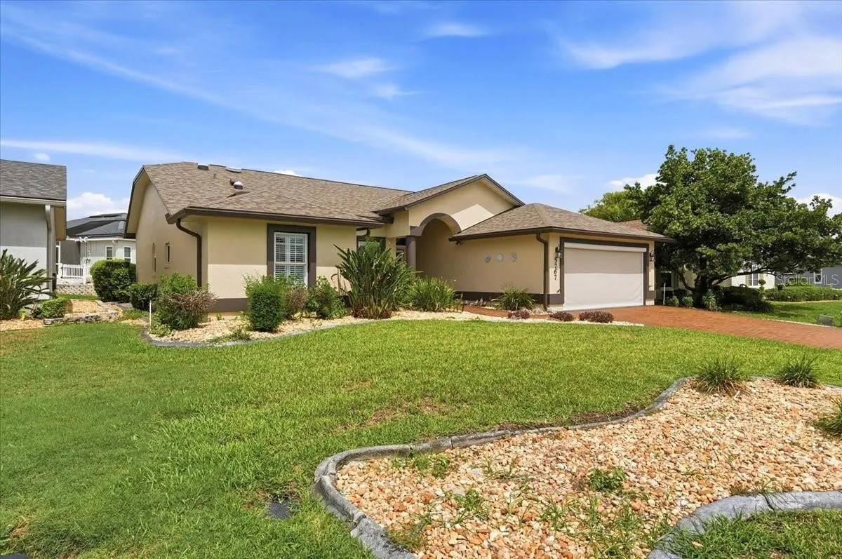 Property Slideshow image 1 of 77 | 5767 sandpipers dr, Lakeland, FL, 33809