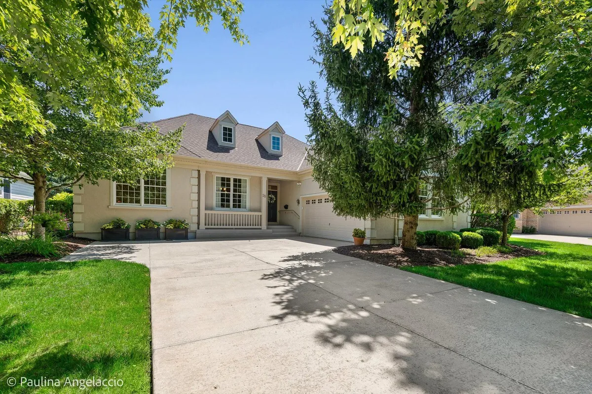 Property Slideshow image 1 of 32 | 25 aztec ct, South Barrington, IL, 60010