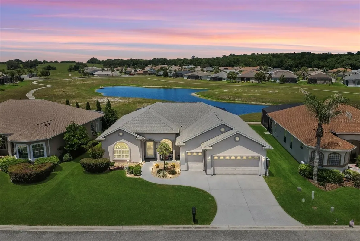 Property Slideshow image 1 of 66 | 17585 se 122nd ter, Summerfield, FL, 34491