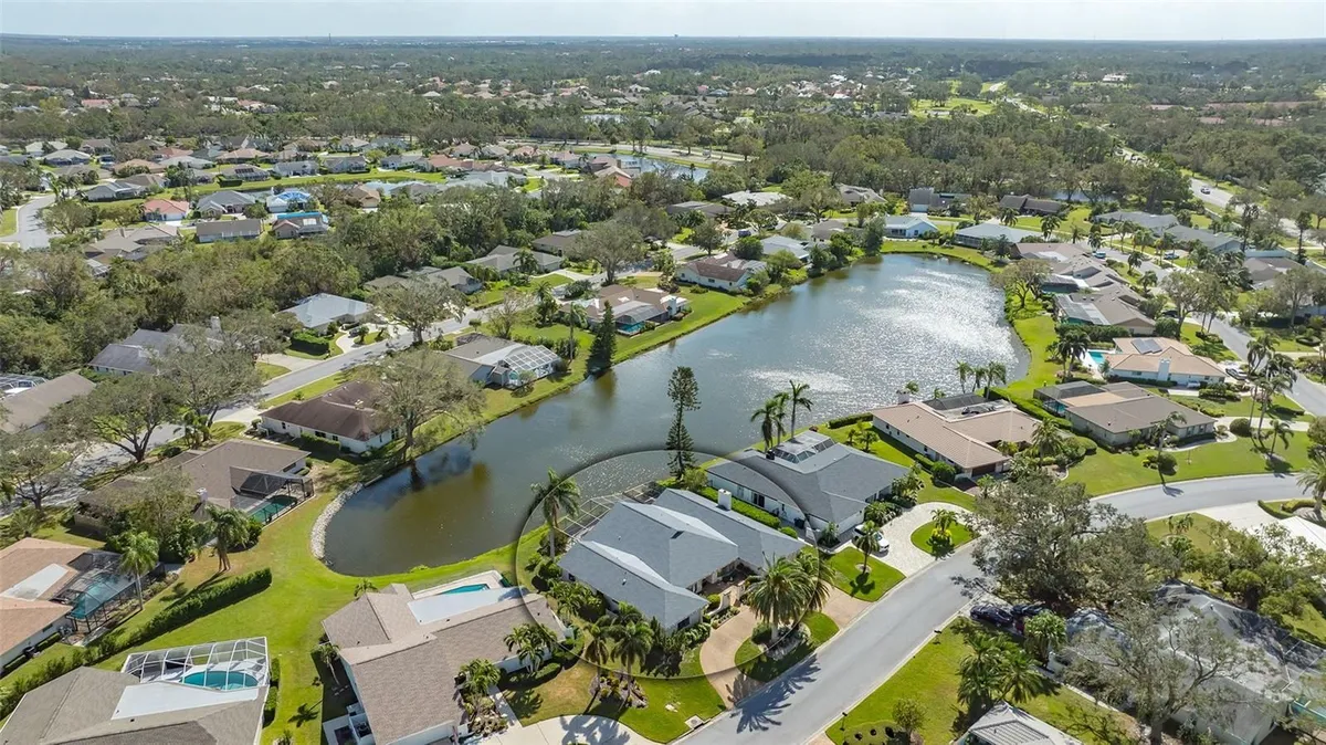 Property Slideshow image 1 of 87 | 5692 country lakes dr, Sarasota, FL, 34243