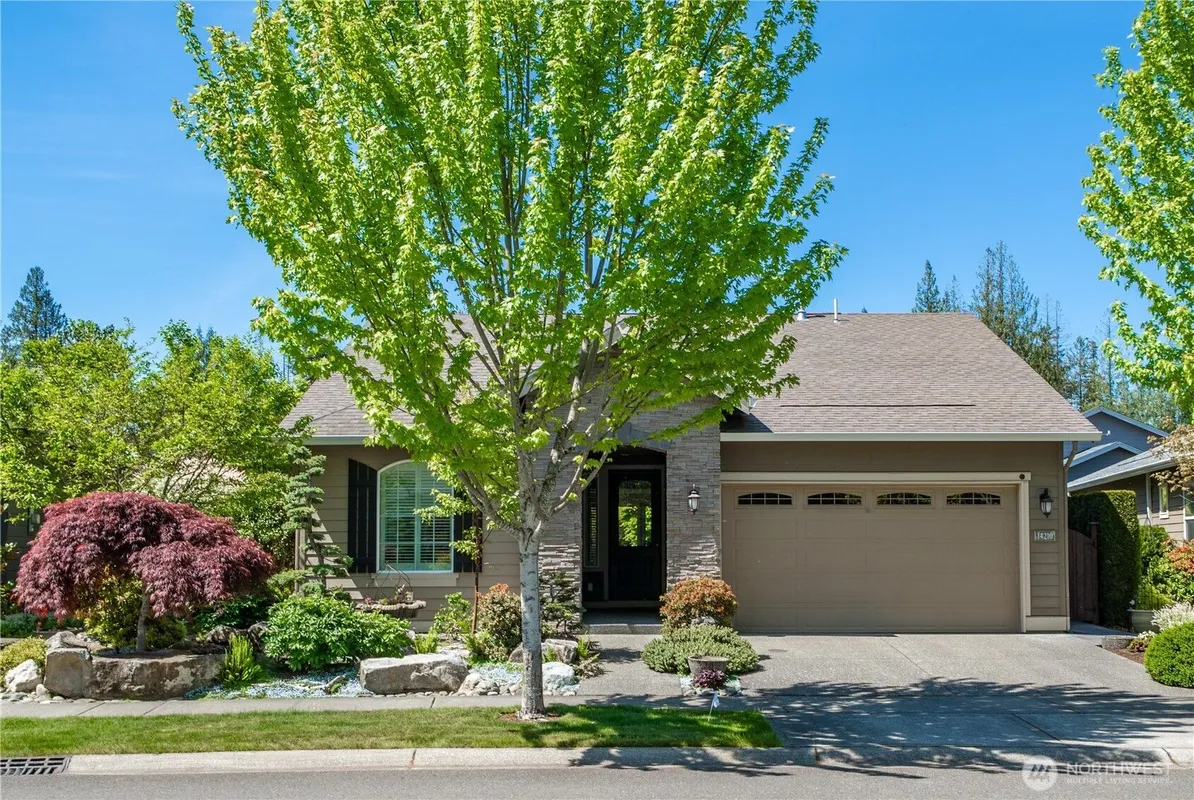 Property Slideshow image 1 of 34 | 14210 188th ave, Bonney Lake, WA, 98391