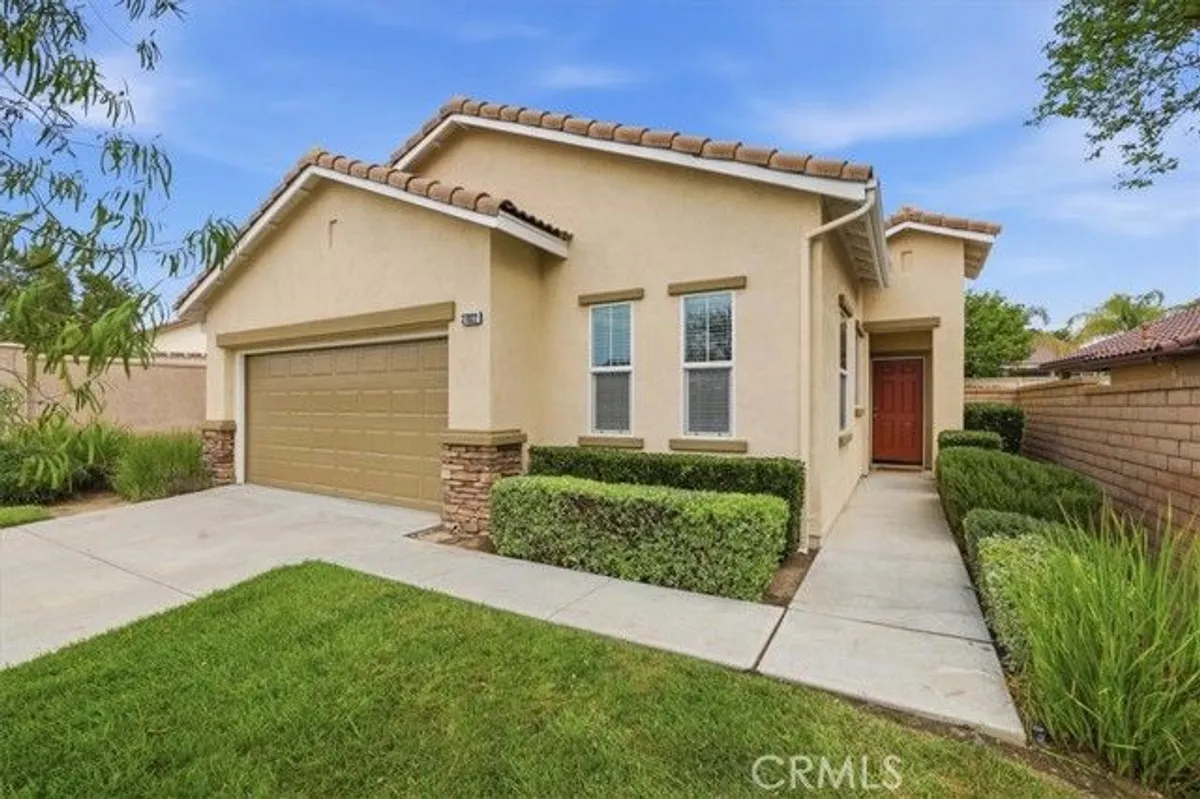 Property Slideshow image 1 of 38 | 27822 whisperwood dr, Menifee, CA, 92584