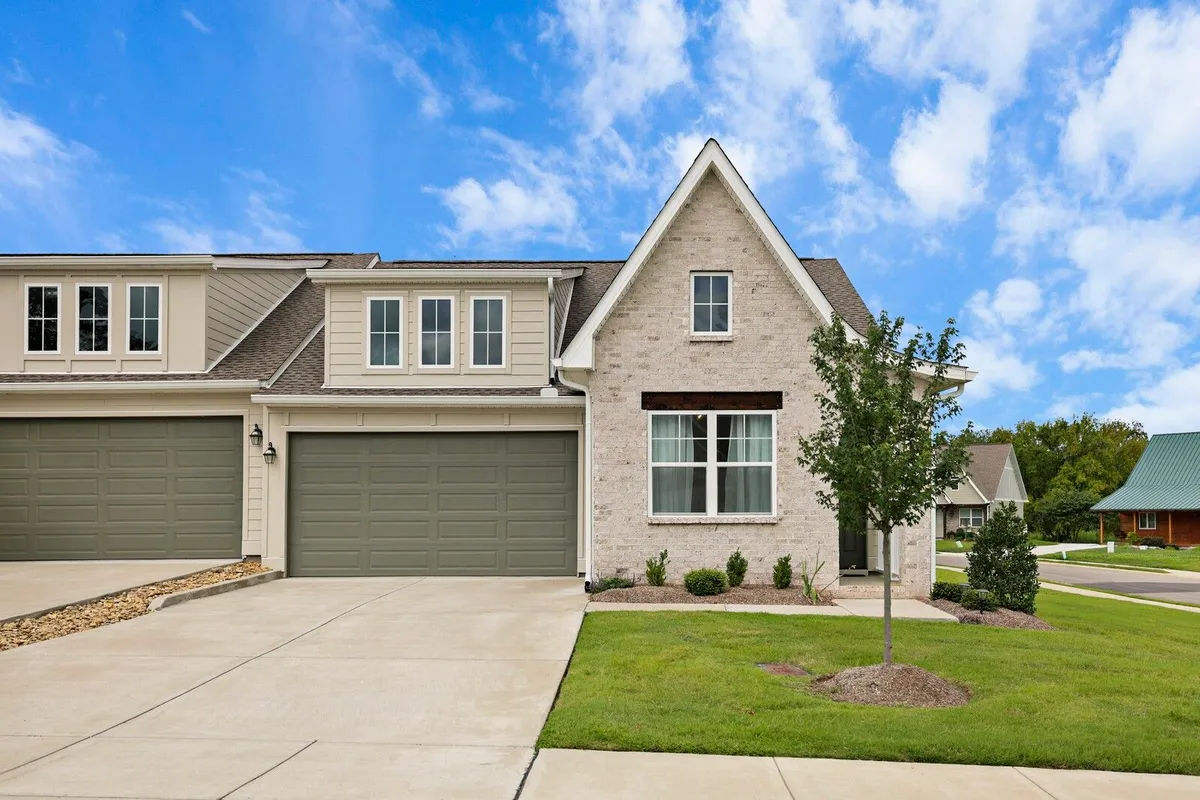 Property Slideshow image 1 of 30 | 519 byres ct, Smyrna, TN, 37167