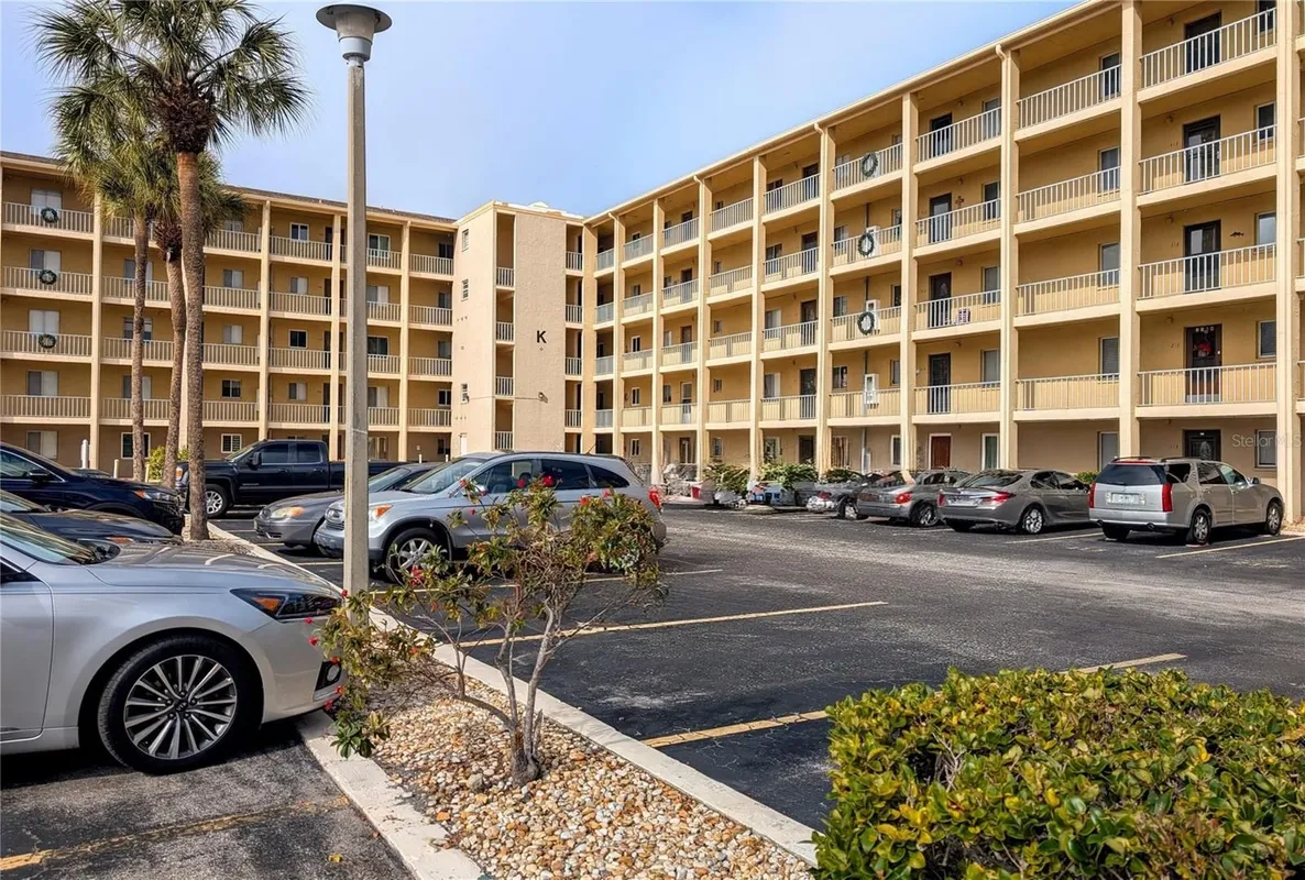 Property Slideshow image 1 of 33 | 3756 lake bayshore dr # k-509, Bradenton, FL, 34205