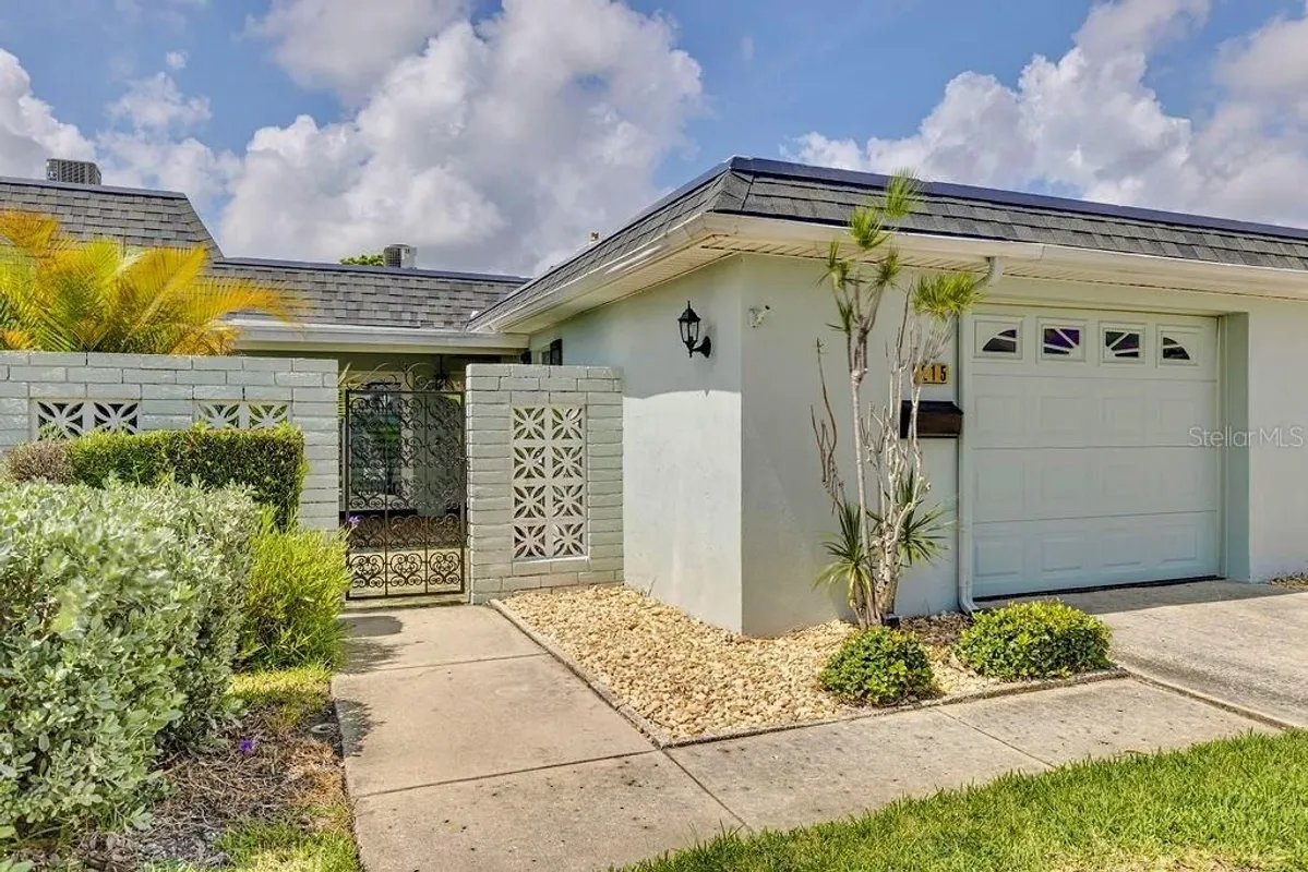 Property Slideshow image 1 of 73 | 215 boca ciega point blvd 3, St Petersburg, FL, 33708