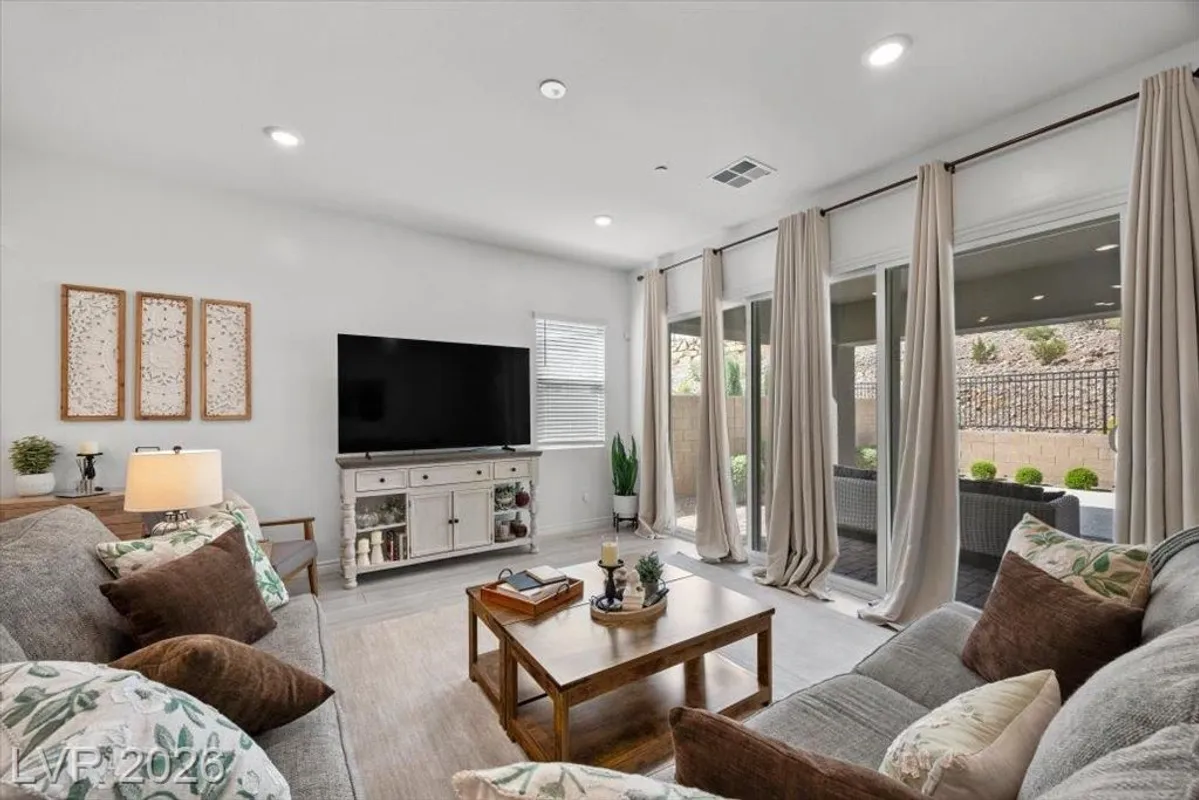 Property Slideshow image 1 of 83 | 88 reverie heights ave, Henderson, NV, 89011