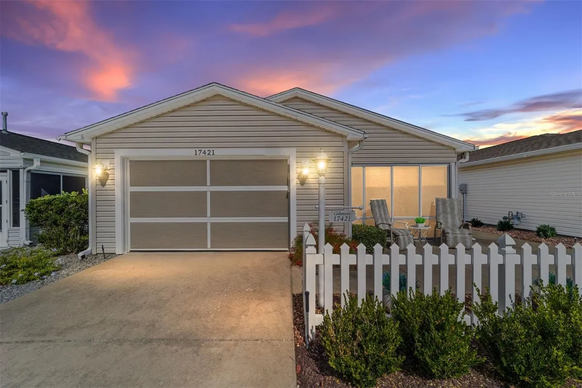 Property Slideshow image 1 of 38 | 17421 se 78th harmony cir, The Villages, FL, 32162