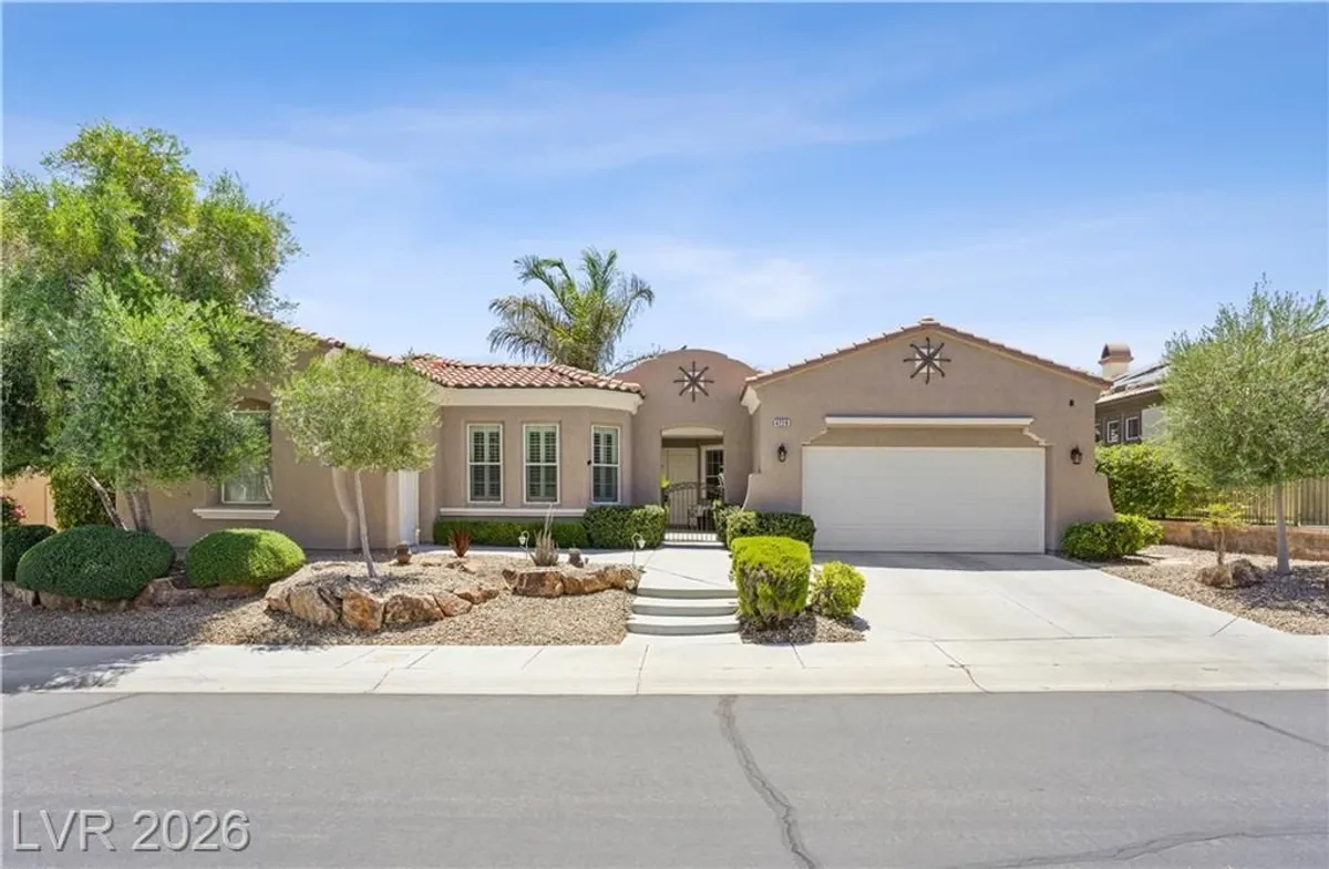 Property Slideshow image 1 of 72 | 4228 pacifico ln, Las Vegas, NV, 89135