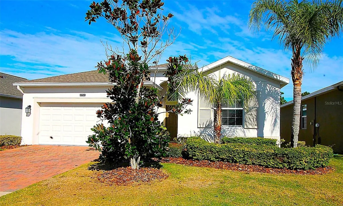 Property Slideshow image 1 of 63 | 3752 quaint ln, Clermont, FL, 34711