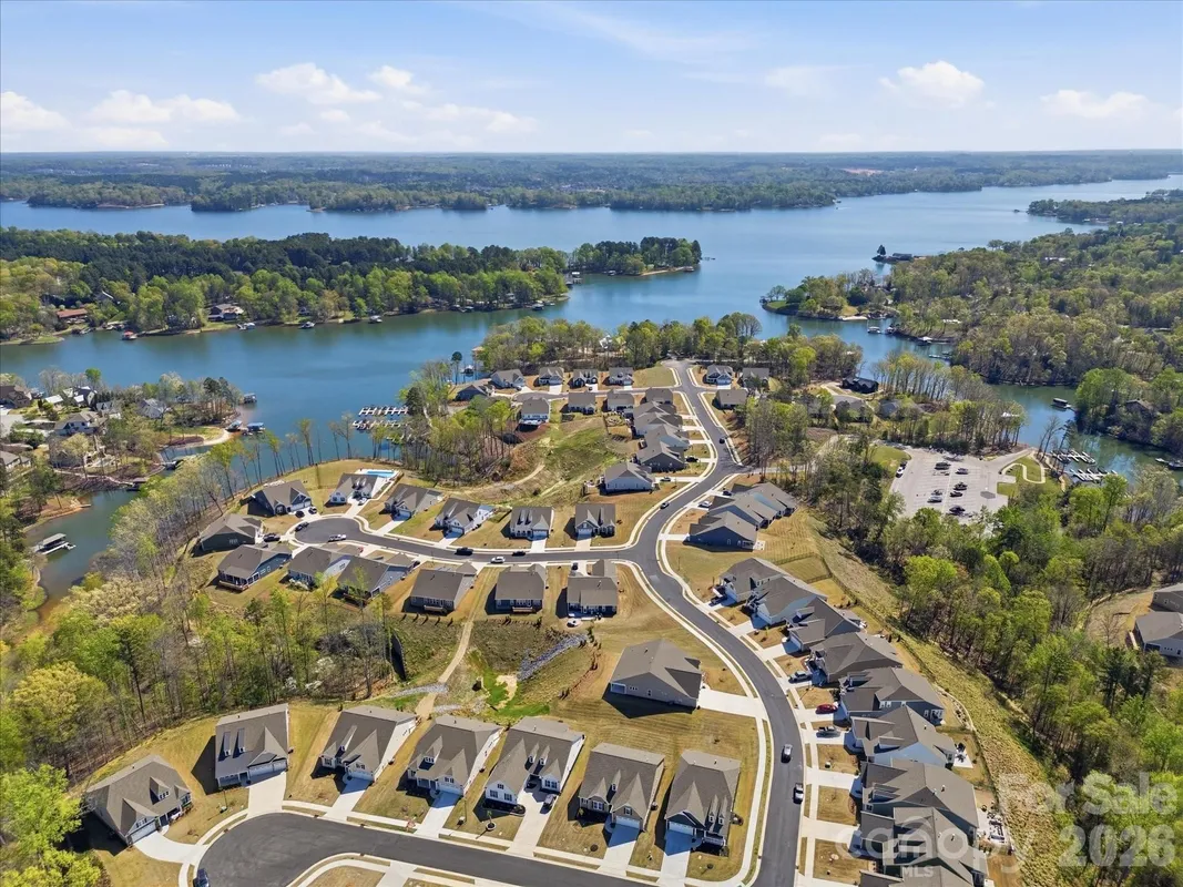 Property Slideshow image 1 of 47 | 7004 treetop ct, York, SC, 29745