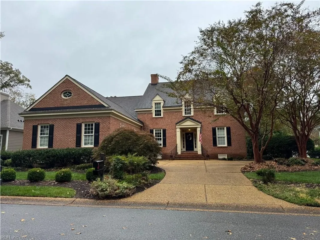 Property Slideshow image 1 of 26 | 104 portland, Williamsburg, VA, 23188