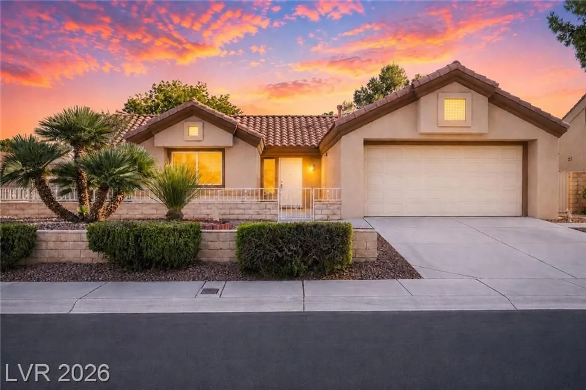 Property Slideshow image 1 of 34 | 8701 villa ridge dr, Las Vegas, NV, 89134