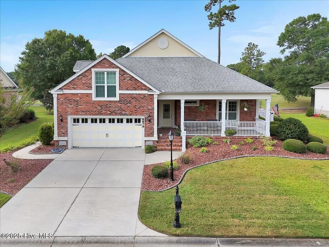 Property Slideshow image 1 of 58 | 8879 habersham pl, Calabash, NC, 28467