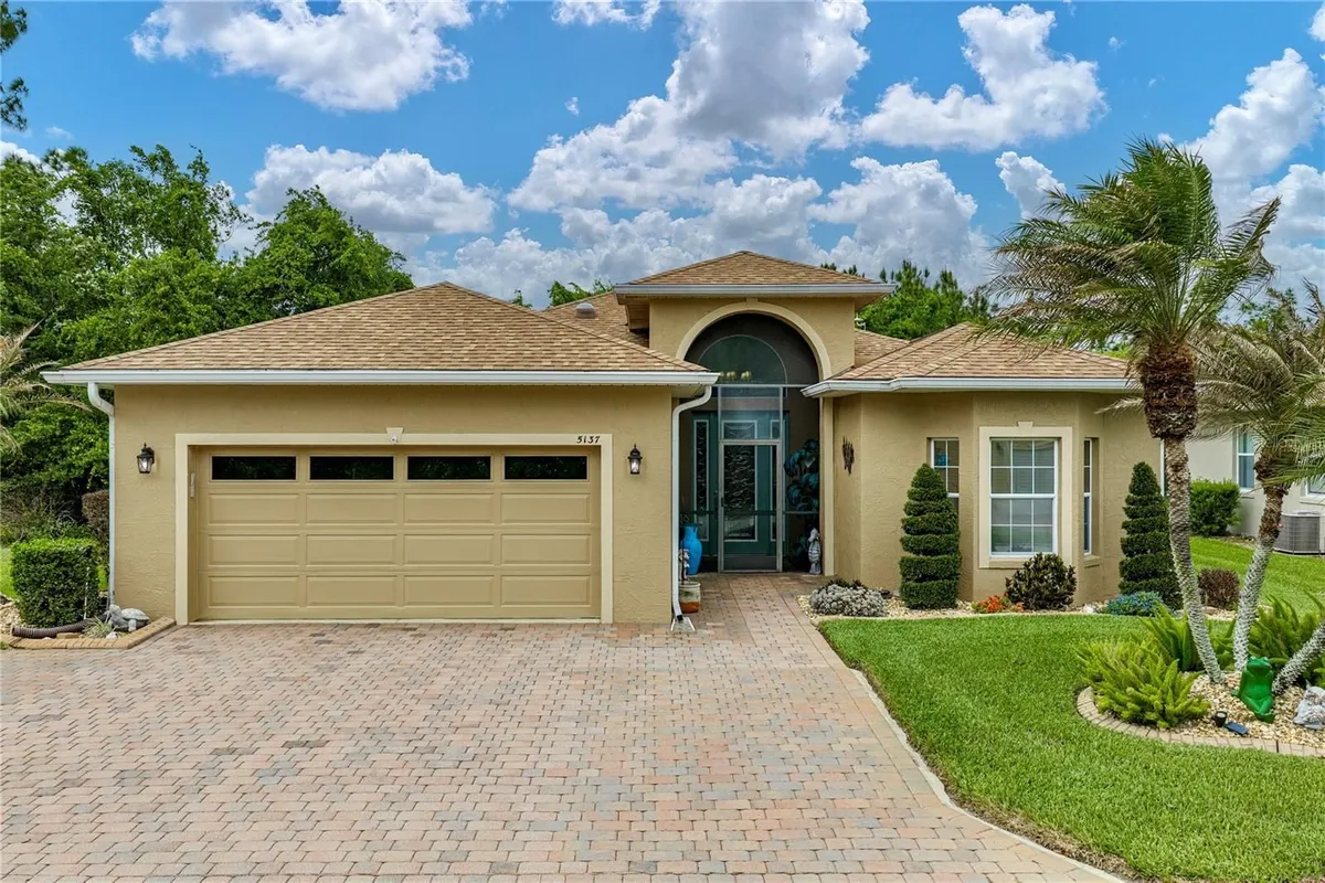 Property Slideshow image 1 of 97 | 5137 winged foot ln, Winter Haven, FL, 33884