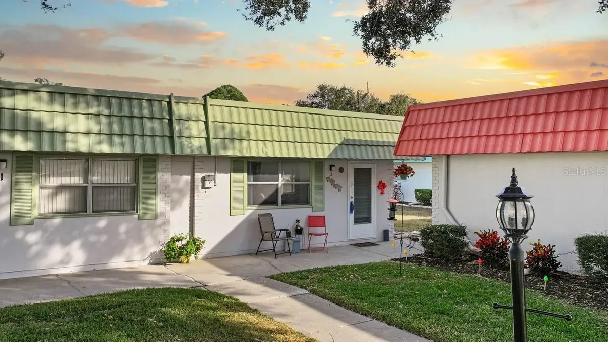 Property Slideshow image 1 of 63 | 1802 bedford ln 2, Sun City Center, FL, 33573