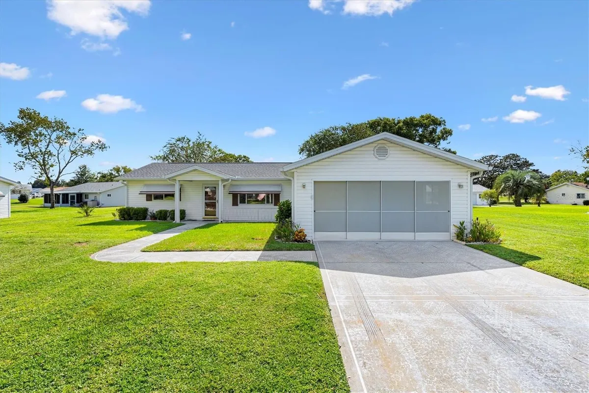 Property Slideshow image 1 of 47 | 17710 se 108th ave, Summerfield, FL, 34491