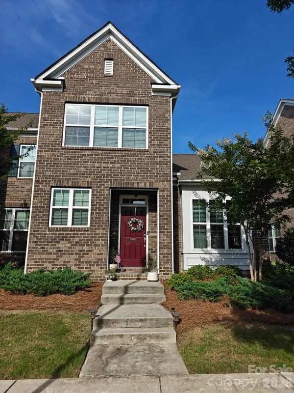 Property Slideshow image 1 of 1 | 11530 red rust ln, Charlotte, NC, 28277