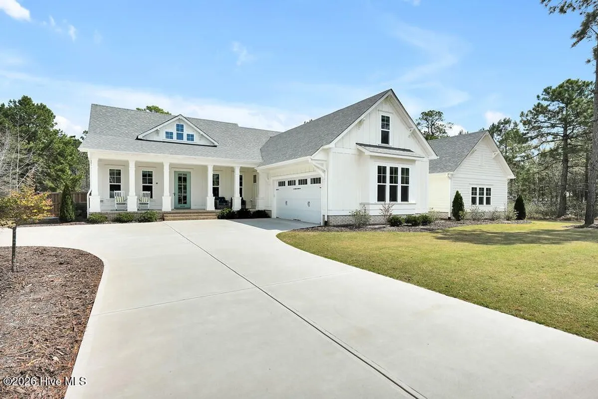 Property Slideshow image 1 of 118 | 9599 fallen pear ln, Leland, NC, 28451