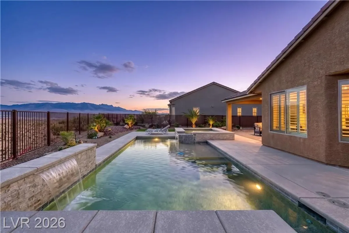 Property Slideshow image 1 of 96 | 1008 challenger blf, Mesquite, NV, 89027