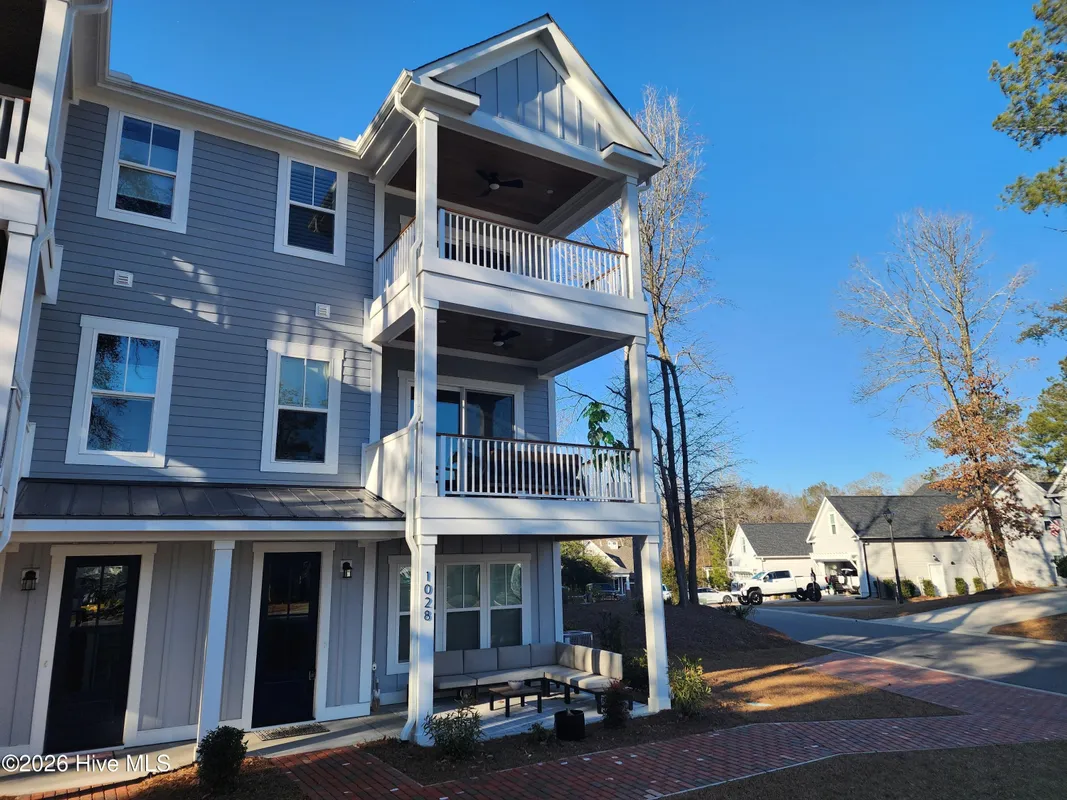 Property Slideshow image 1 of 47 | 1028 mariners view way, Castle Hayne, NC, 28429